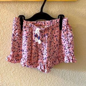 Kids shorts. Size 4-6Y